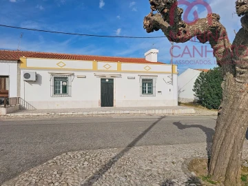 Moradia T2 para Venda em Orada