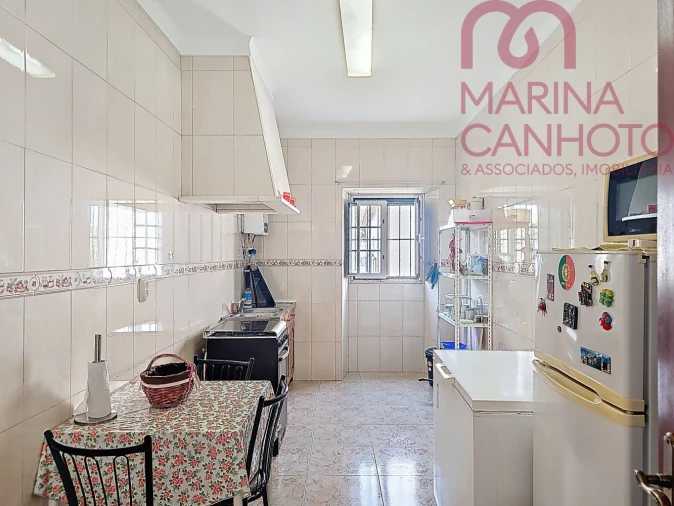 Moradia T2 para Venda em Orada Foto 4