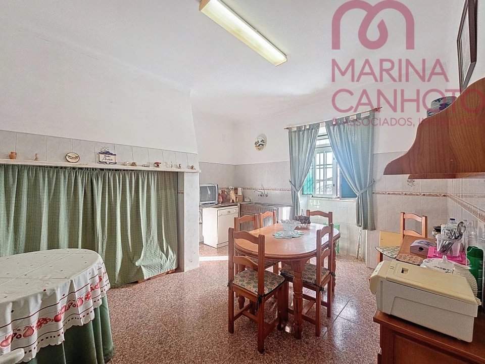 Moradia T2 para Venda em Orada Foto 16