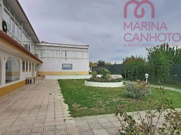 Quinta T6 para Venda em Terrugem e Vila Boim