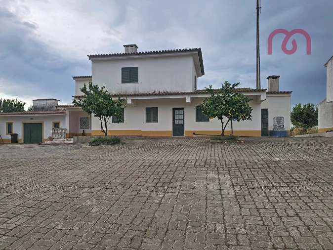 Quinta T6 para Venda em Terrugem e Vila Boim Foto 27