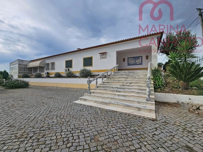 Quinta T6 para Venda em Terrugem e Vila Boim