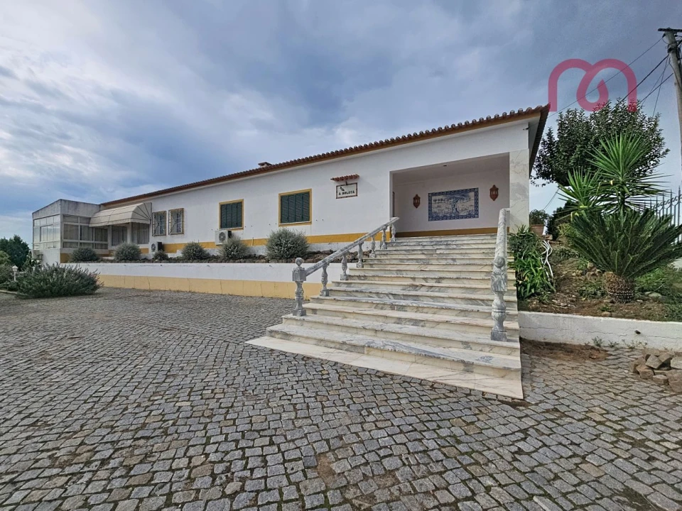 Quinta T6 para Venda em Terrugem e Vila Boim Foto 1