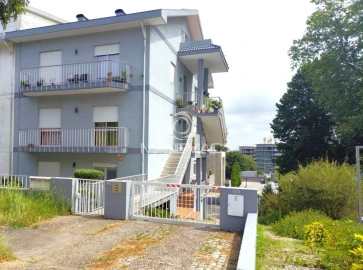 Apartamento T3 para Venda em Oliveira do Douro