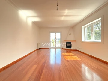 Apartamento T3 para Venda em Oliveira do Douro