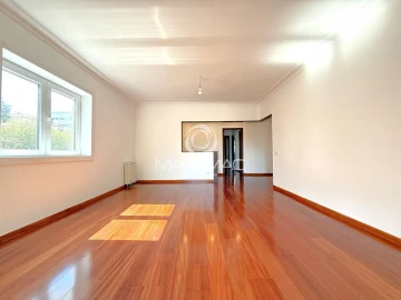 Apartamento T3 para Venda em Oliveira do Douro