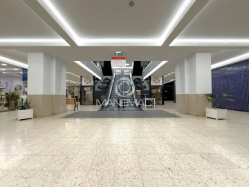 Loja para Venda em Cedofeita, Santo Ildefonso, Sé, Miragaia, São Nicolau e Vitória