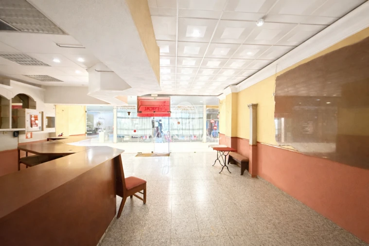 Loja para Venda em Cedofeita, Santo Ildefonso, Sé, Miragaia, São Nicolau e Vitória Foto 2