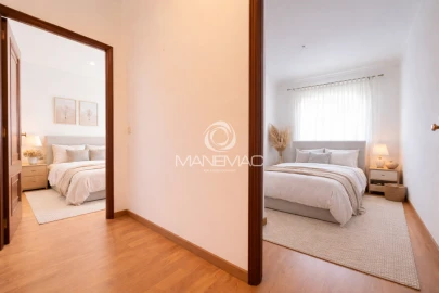 Apartamento T2 para Venda em Mafamude e Vilar do Paraíso