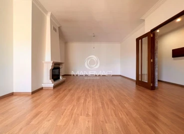 Apartamento T2 para Venda em Mafamude e Vilar do Paraíso