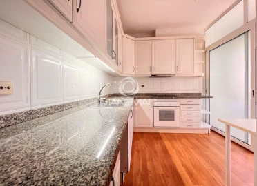 Apartamento T2 para Venda em Mafamude e Vilar do Paraíso