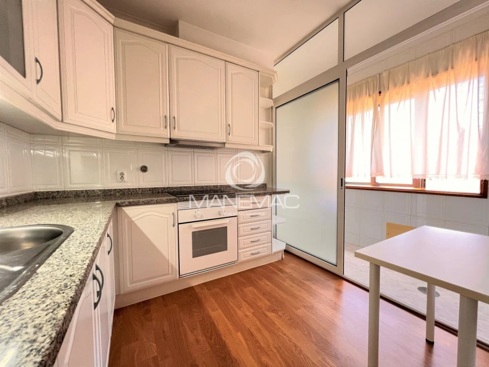 Apartamento T2 para Venda em Mafamude e Vilar do Paraíso Foto 24