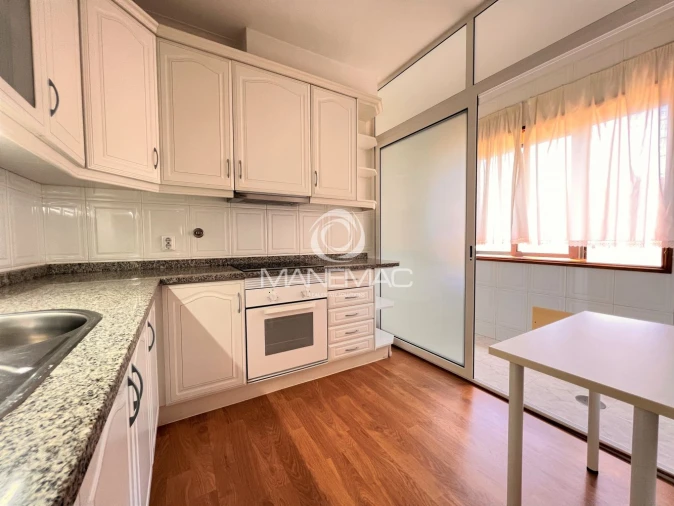 Apartamento T2 para Venda em Mafamude e Vilar do Paraíso Foto 24