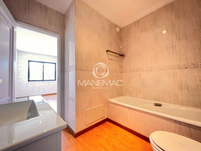 Apartamento T2 para Venda em Mafamude e Vilar do Paraíso Foto 28