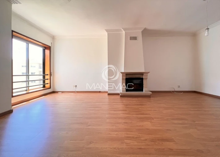 Apartamento T2 para Venda em Mafamude e Vilar do Paraíso Foto 6