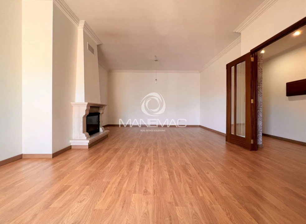 Apartamento T2 para Venda em Mafamude e Vilar do Paraíso Foto 29