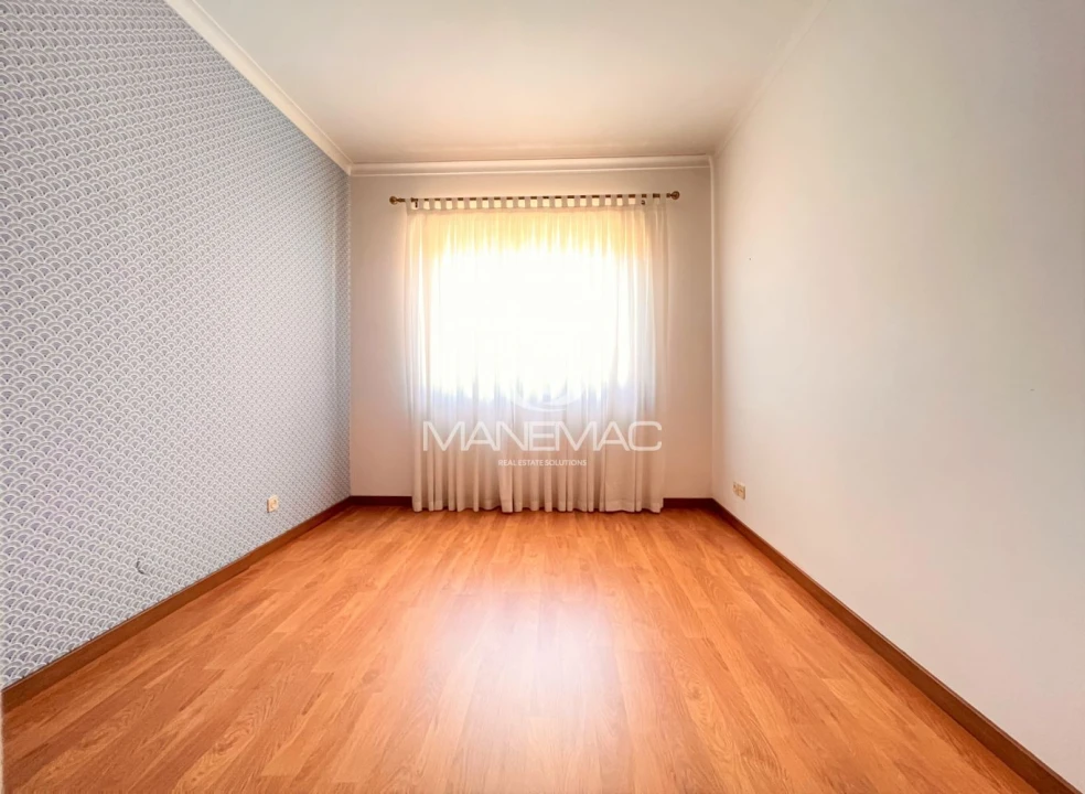 Apartamento T2 para Venda em Mafamude e Vilar do Paraíso Foto 12