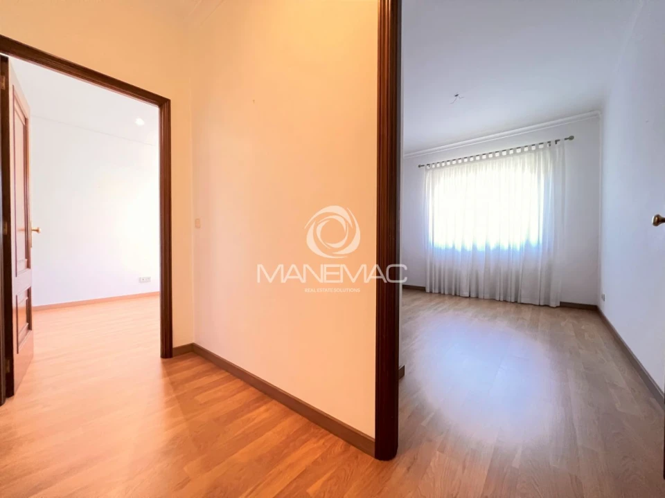 Apartamento T2 para Venda em Mafamude e Vilar do Paraíso Foto 16