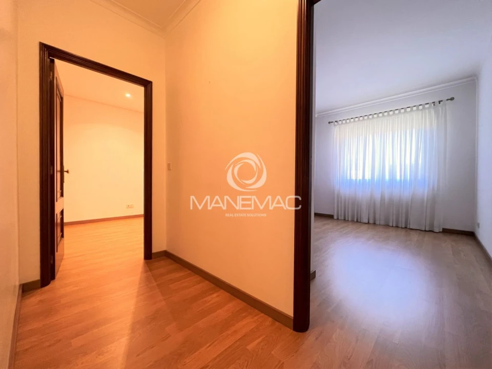 Apartamento T2 para Venda em Mafamude e Vilar do Paraíso Foto 20