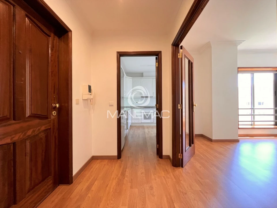 Apartamento T2 para Venda em Mafamude e Vilar do Paraíso Foto 34