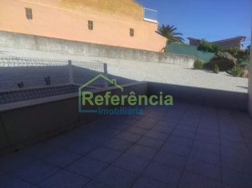 Moradia T3 para Venda em Santa Cruz/Trindade e Sanjurge