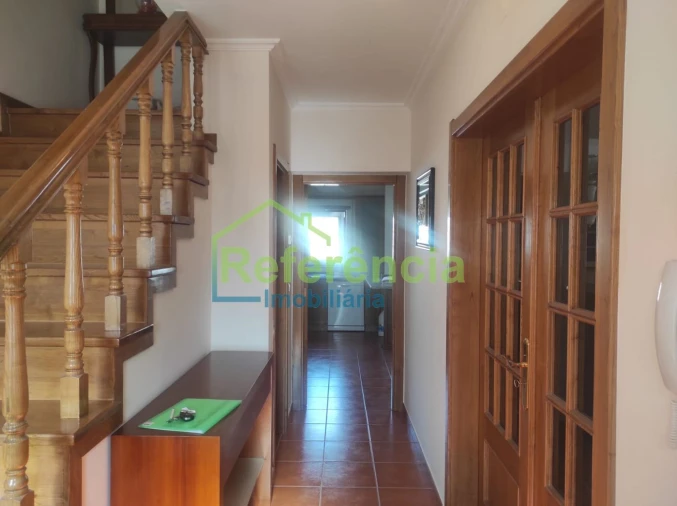 Moradia T3 para Venda em Santa Cruz/Trindade e Sanjurge Foto 3