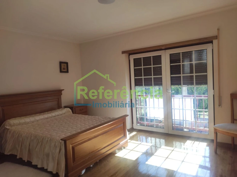 Moradia T3 para Venda em Santa Cruz/Trindade e Sanjurge Foto 10