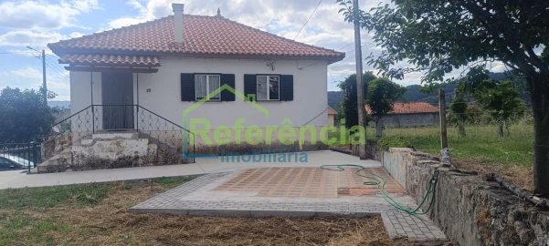 Moradia T3 para Venda em Loivos e Póvoa de Agrações