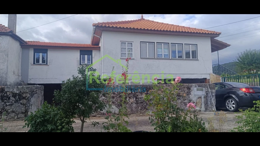 Moradia T3 para Venda em Loivos e Póvoa de Agrações