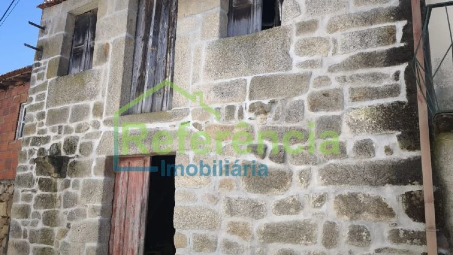 Moradia T0 para Venda em São Pedro de Agostem