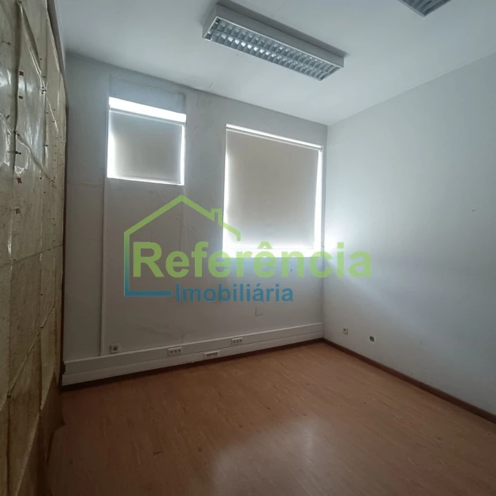 Loja para Venda em Santa Maria Maior Foto 11