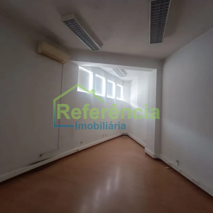 Loja para Venda em Santa Maria Maior Foto 13