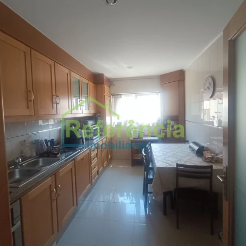 Apartamento T3 para Venda em Santa Maria Maior Foto 4