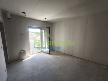 Apartamento T2 para Venda em Santa Maria Maior
