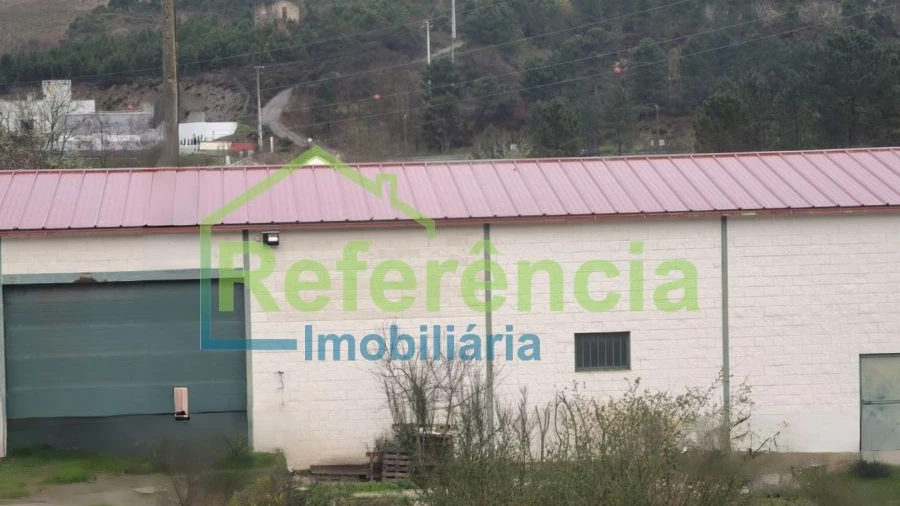 Loja para Venda em São Pedro de Agostem