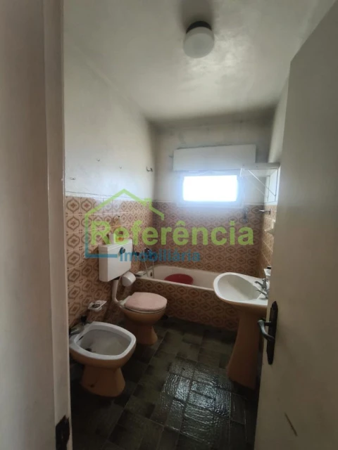 Moradia T3 para Venda em Santa Cruz/Trindade e Sanjurge