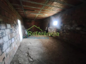 Moradia T3 para Venda em Santa Cruz/Trindade e Sanjurge