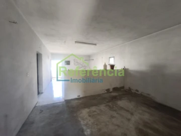 Moradia T3 para Venda em Santa Cruz/Trindade e Sanjurge