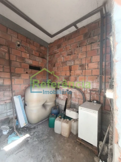 Moradia T3 para Venda em Santa Cruz/Trindade e Sanjurge