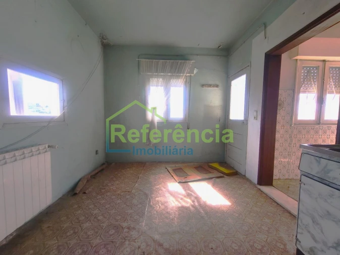 Moradia T3 para Venda em Santa Cruz/Trindade e Sanjurge Foto 11