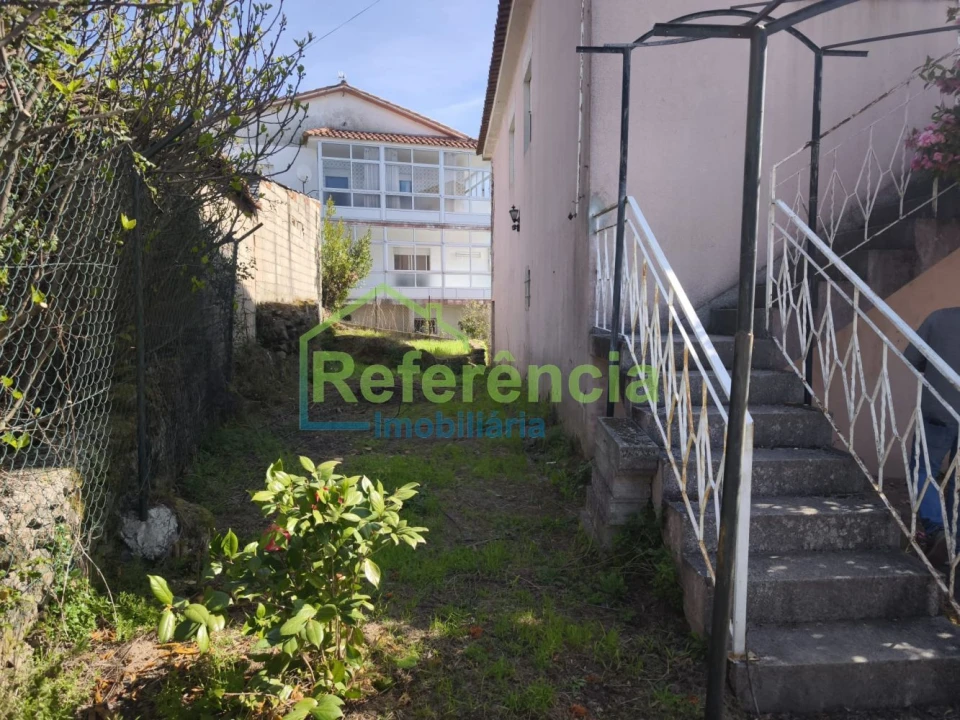 Moradia T3 para Venda em Santa Cruz/Trindade e Sanjurge Foto 2