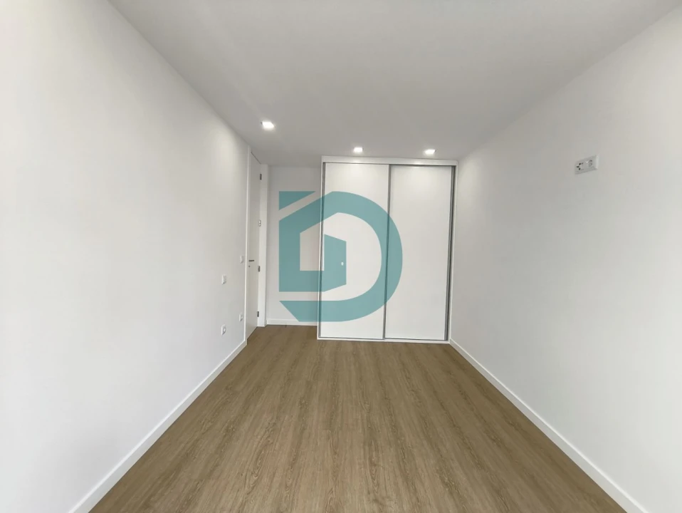 Moradia T2 para Venda em Aver-O-Mar, Amorim e Terroso Foto 3