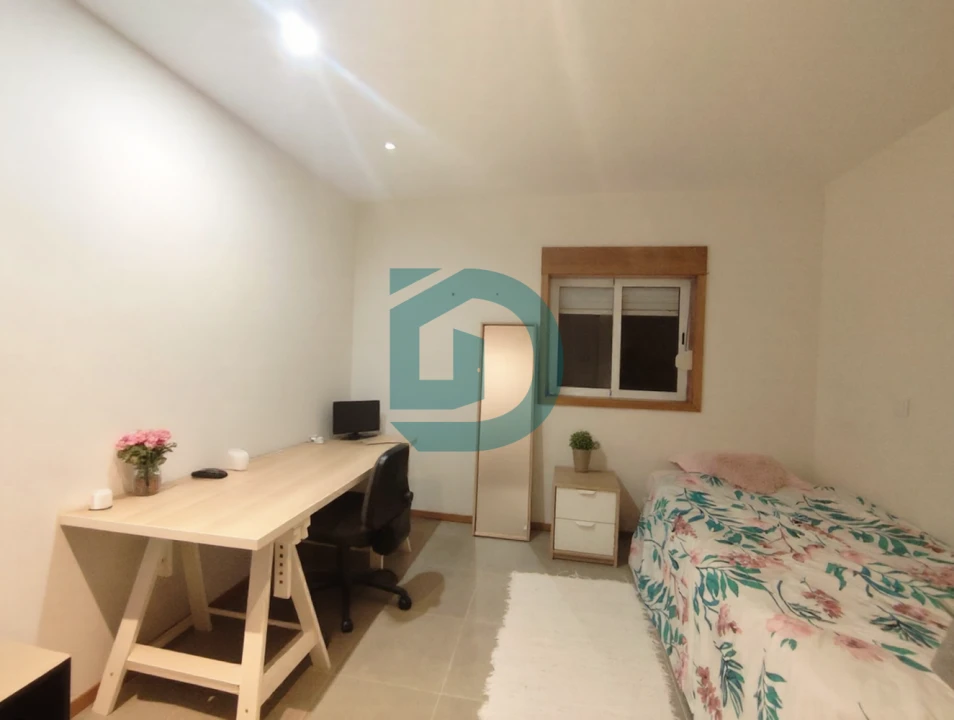 Apartamento T3 para Venda em Arvore Foto 2