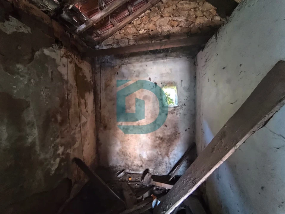 Moradia T2 para Venda em Arvore Foto 5