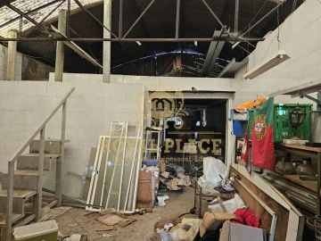 Moradia T4 para Venda em Arrifana