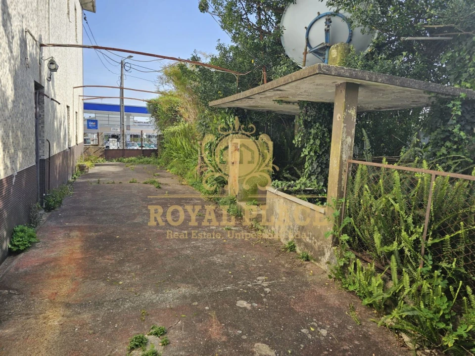 Moradia T4 para Venda em Arrifana Foto 15