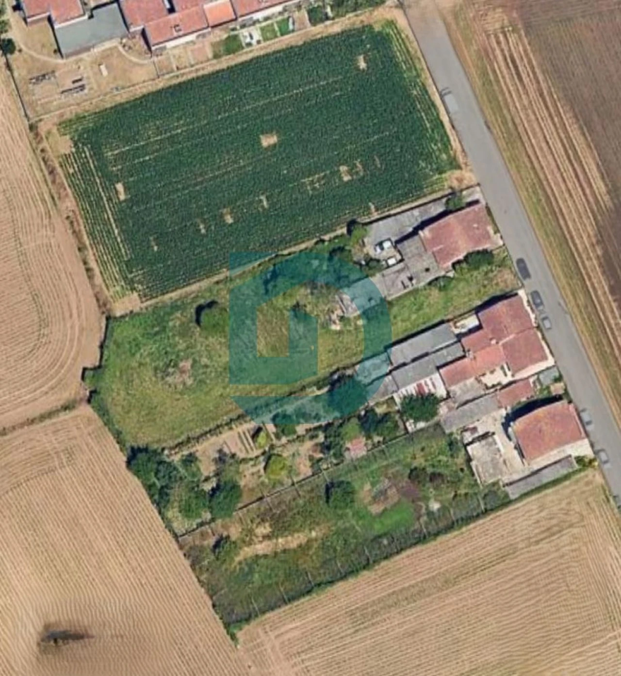 Terreno para Venda em Vilar e Mosteiró Foto 1