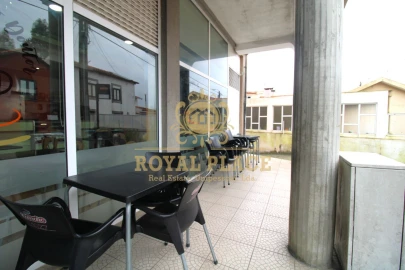 Loja para Venda em Romariz