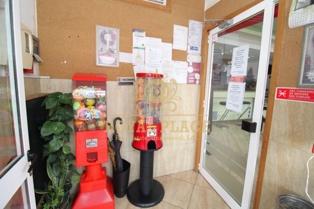 Loja para Venda em Romariz Foto 3