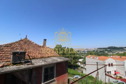 Moradia T10 para Venda em Oliveira do Douro